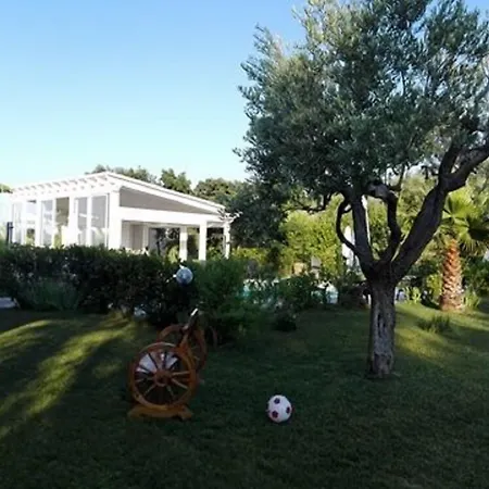 Il Giardino Mediterraneo Nocleg ze śniadaniem 4*