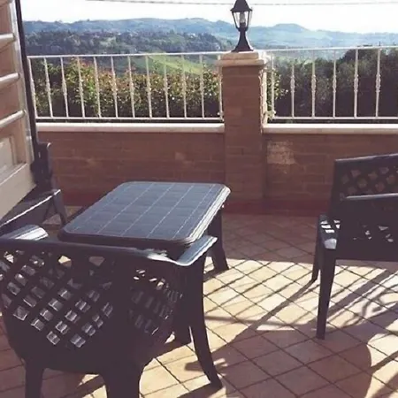 Il Giardino Mediterraneo Couette-café Acquaviva Picena