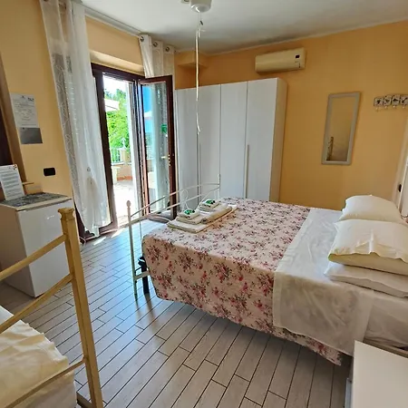 Bed & Breakfast Il Giardino Mediterraneo 4*