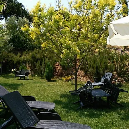 Il Giardino Mediterraneo Bed and Breakfast Acquaviva Picena